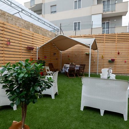 Da Zia Gina Locazione Turistica Hotel Bisceglie Exterior foto